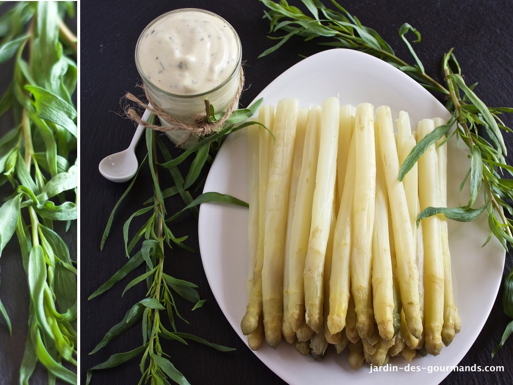 ASPERGES sauce mousseline 1